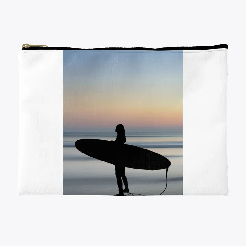 Silhouette surfer